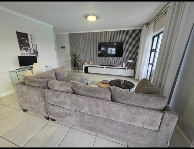 2 BEDROOM PROPERTY TO RENT IN BLYDE RIVERWALK ESTATE